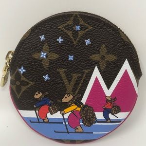 LOUIS VUITTON ROUND COIN PURSE - 2018 HOLIDAY 🎄🐻